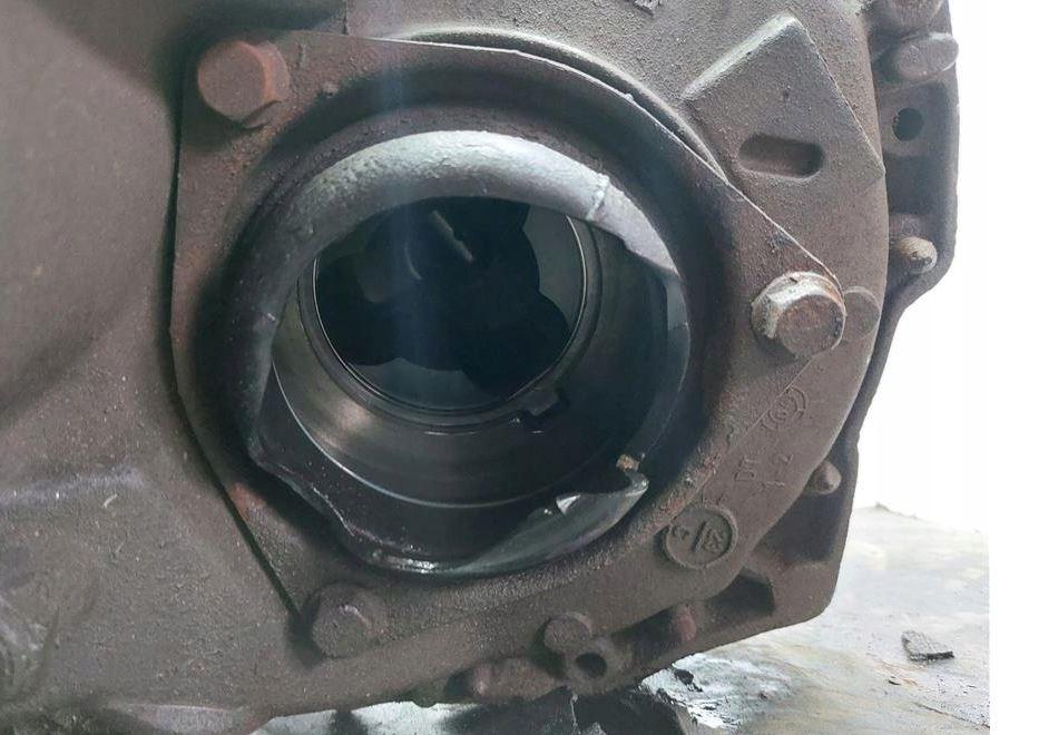 Renault Thalia I 1998  2009 sedan 1.4  16v petrol   MT  Prevodovka manuálna JB3971