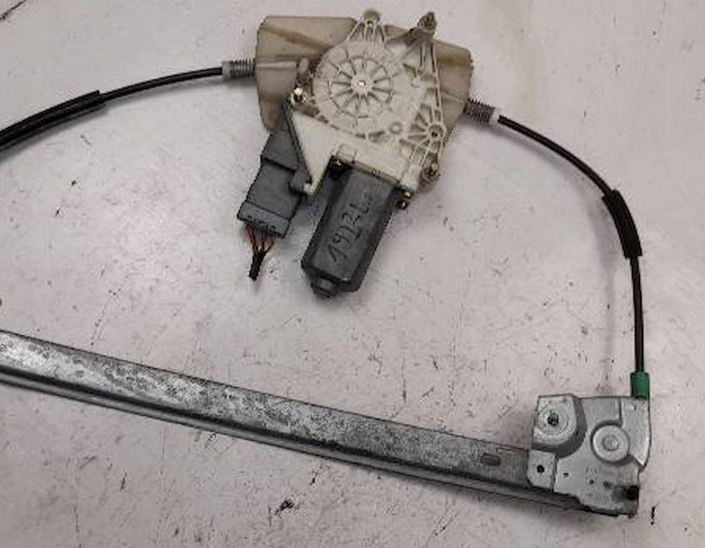 Peugeot 406 sedan 1.8 8v petrol 66 kW 1999  Mechanizmus sťahovania okna predný ľavý A04452-100