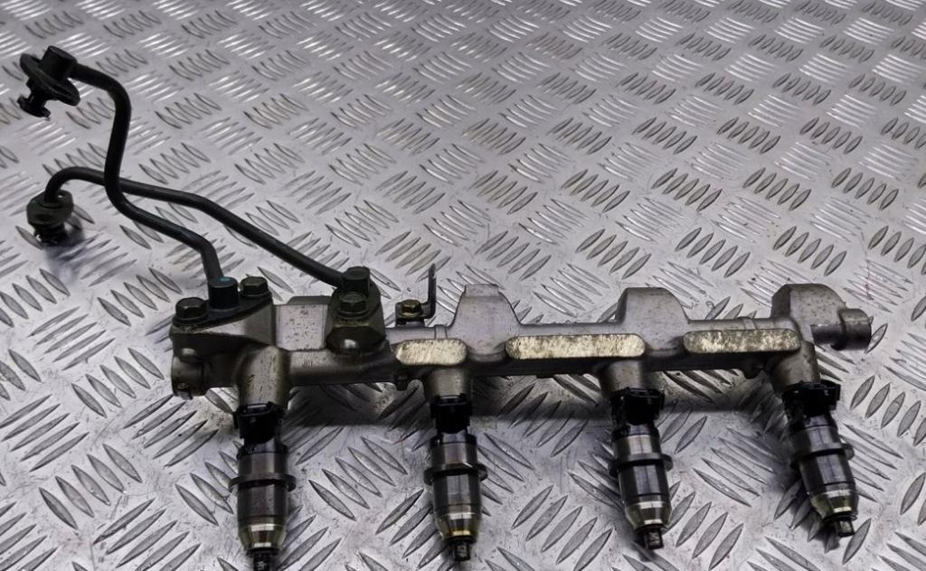 Mitsubishi Pajero Pinin 1998-2007 hatchback 1.8 GDI petrol MT 88 kW 2001  Vstrekovacia lišta