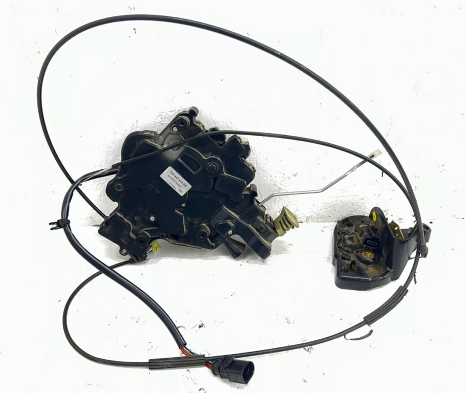 Volkswagen Transporter T5 2003-2015 hatchback 2.5 TDI diesel MT 96 kW 2004  Zámok 7H0843654BB