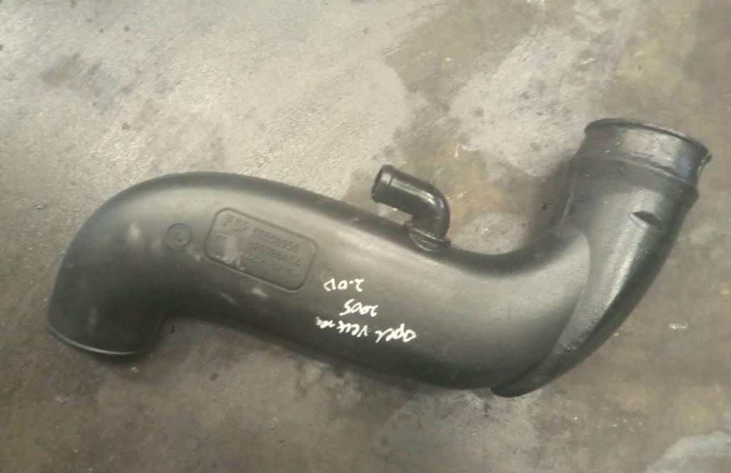 Opel Vectra C 2002-2008 sedan 1.9 CDTI diesel MT 110 kW 2005  Prívod (vedenie) vzduchu 55558950