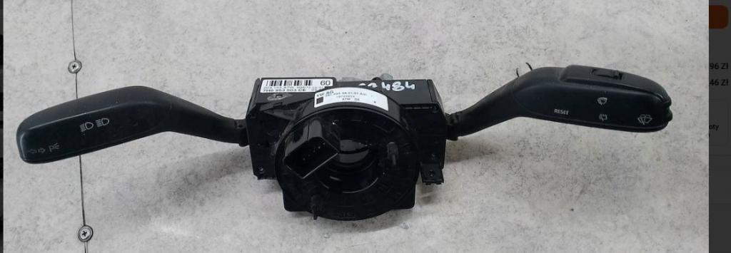 Skoda Roomster hatchback   Prepínacie páčky pod volantom 7H0953503CE