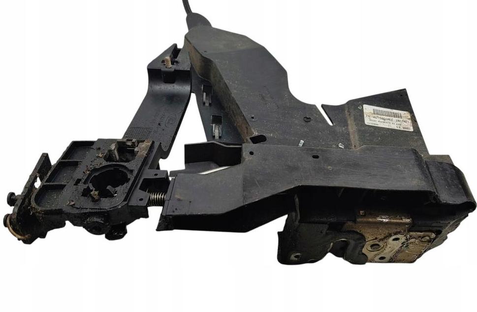 Ford Fusion hatchback 1.4 16v petrol MT 59 kW  Zámok dverí predný pravý 2N11N219A64AEC