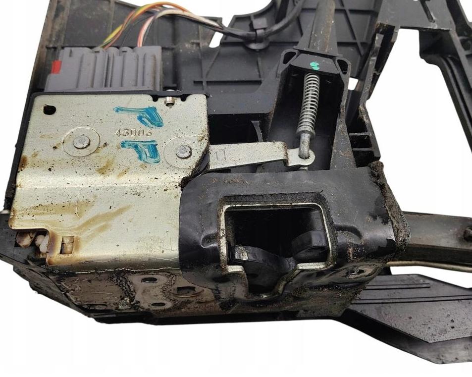 Ford Fusion hatchback 1.4 16v petrol MT 59 kW  Zámok dverí predný pravý 2N11N219A64AEC