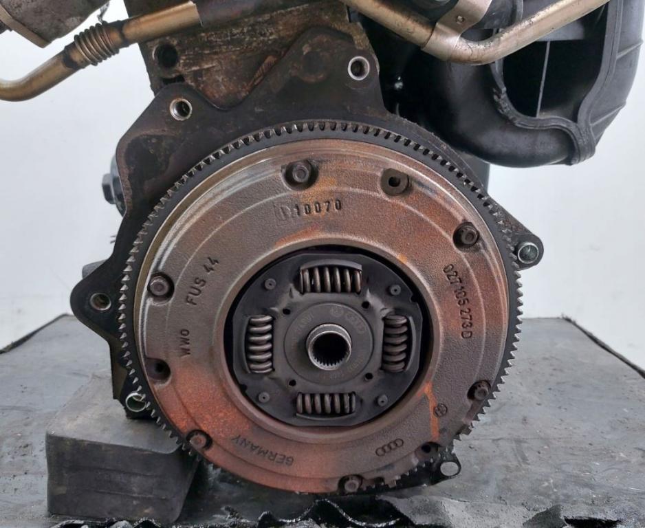 Volkswagen Golf IV 1997-2003 hatchback 1.4 16v petrol MT 55 kW 1999 Motor benzín AXP