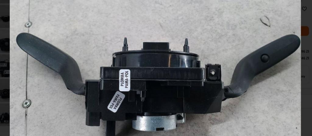 Skoda Roomster hatchback   Prepínacie páčky pod volantom 7H0953503CE