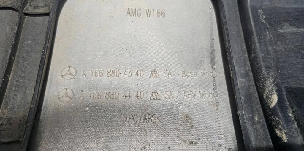 Mercedes ML W166 2011-2015 Nárazník zadný A1668850325