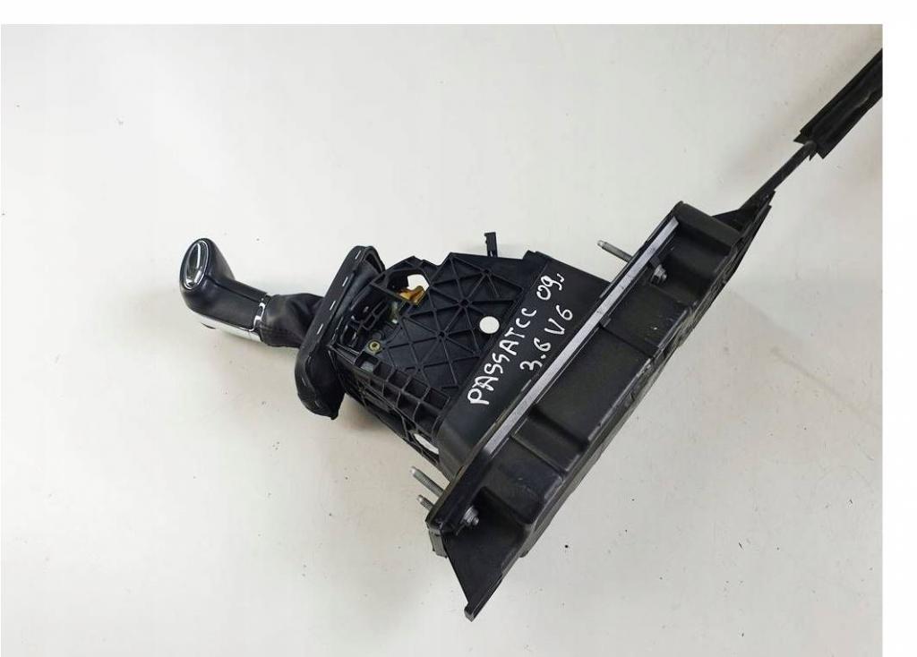 Volkswagen Passat CC 2008-2016 sedan 2.0 TDI diesel AT 125 kW 2010  Rýchlostná páka (kulisa) 3C1713025H