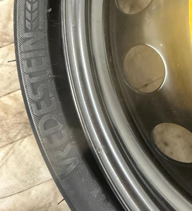 Audi Q5 2008-2016 hatchback 3.0 TDI diesel AT 176 kW  Dojazdové koleso 6Jx18 5x112  ET36   195/75 R18 106P  8R0601027B  Vredestein