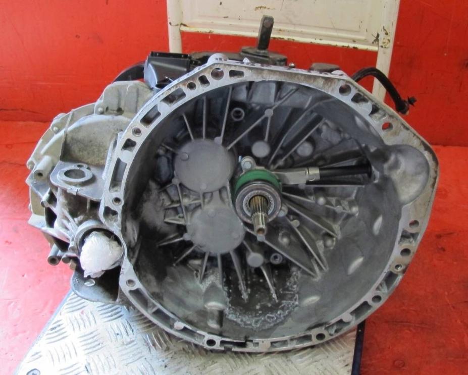 Renault Master III 2010-2019 hatchback 2.3 DCI diesel MT 96 kW 2018  Prevodovka manuálna PF6042 8200786839 320106062R