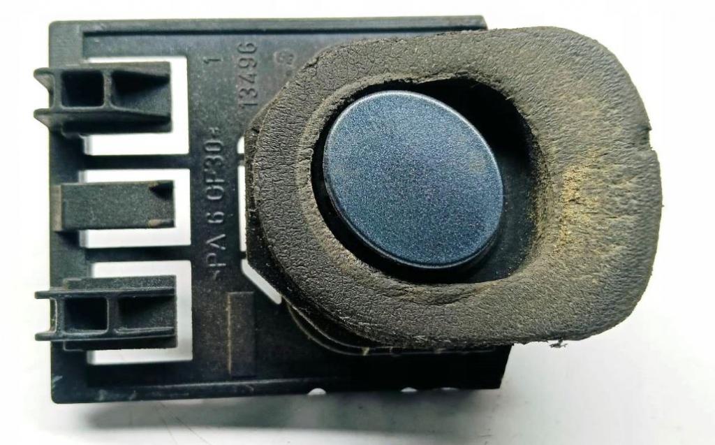 Peugeot 1007 hatchback 0.0 petrol MT 3 kW 1999  Prepínač 9646242080