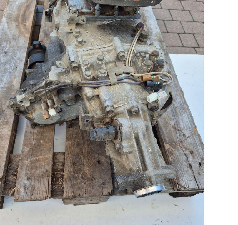 Mitsubishi L200 IV 2006-2015 hatchback 2.5 DID diesel MT 100 kW 2009  Prevodovka manuálna V5MB1-J-PD2