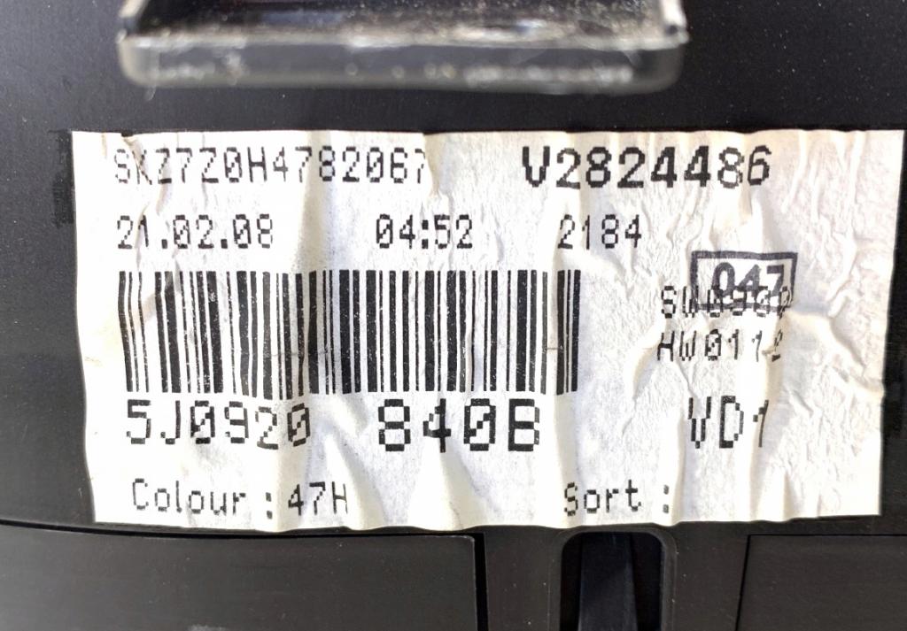 Skoda Fabia II 2007-2014 hatchback 1.2 MT 51 kW 2008 Prístrojová doska 5J0920840B