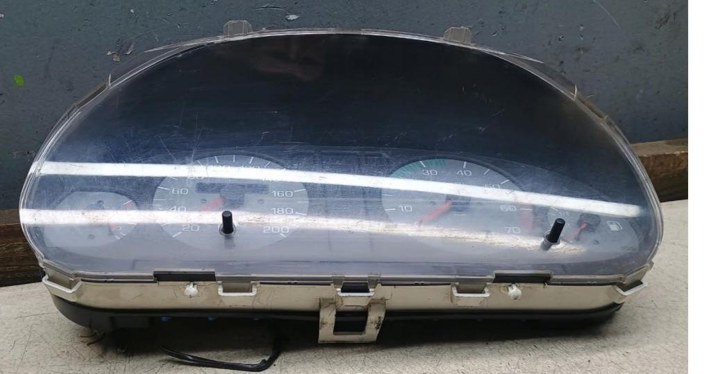 Skoda Felicia hatchback 1.3 petrol MT 40 kW 1996  Prístrojová doska 443431113820