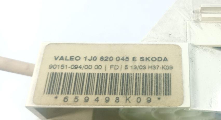 Skoda Octavia I 1996-2010 hatchback 1.9 TDI diesel MT 81 kW 2001  Panel kúrenia/klimatizácie 1J0820045E