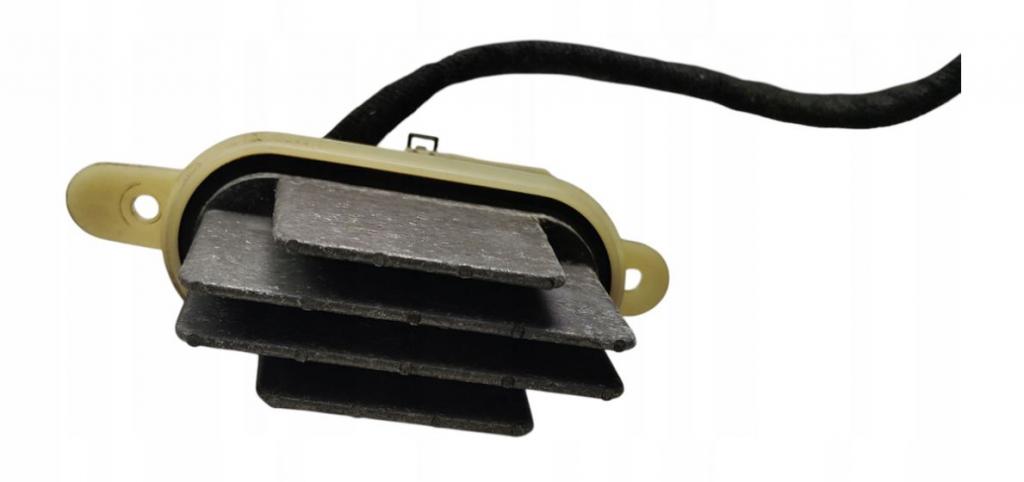 Renault Laguna III 2007-2015 hatchback 2.0 DCI diesel MT 131 kW 2008  Odpor (rezistor) kúrenia 52426558