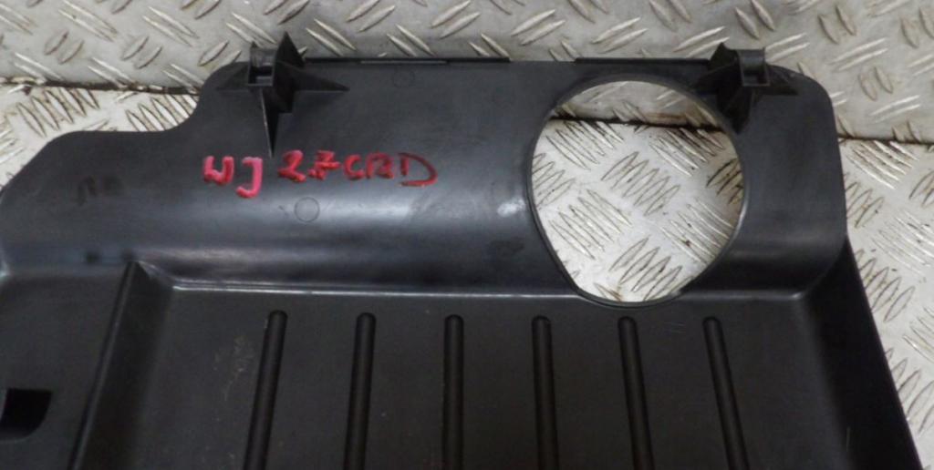 Jeep Grand Cherokee WJ 1998-2004 hatchback 2.7 CRD diesel AT 120 kW 2002  Kryt motora horný