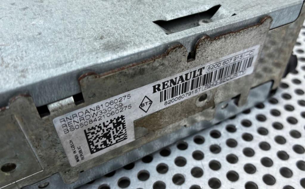 Renault Scenic II 2003-2009 hatchback 1.5 DCI diesel MT 74 kW 2005  Rádio 8200607918