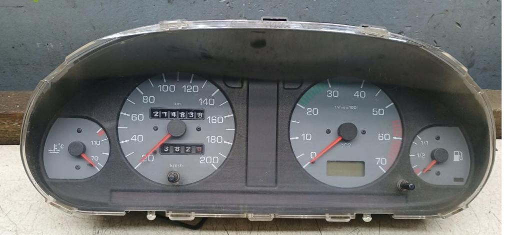 Skoda Felicia hatchback 1.3 petrol MT 40 kW 1996  Prístrojová doska 443431113820