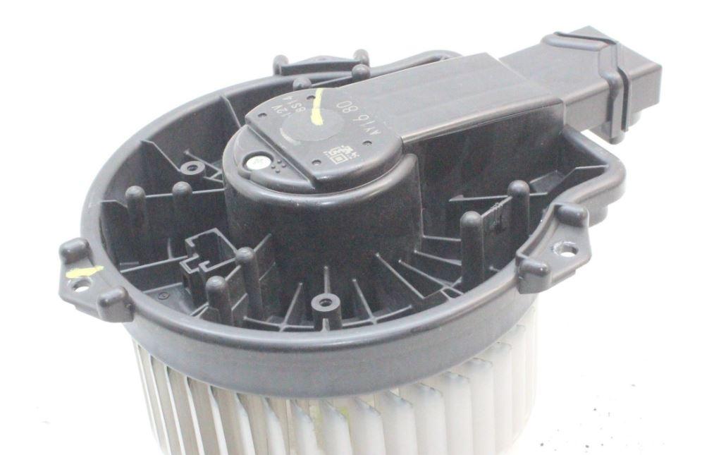 Honda HR-V II 2013-2021 hatchback 1.5 16v petrol AT 96 kW 2015  Ventilátor kúrenia AY1680