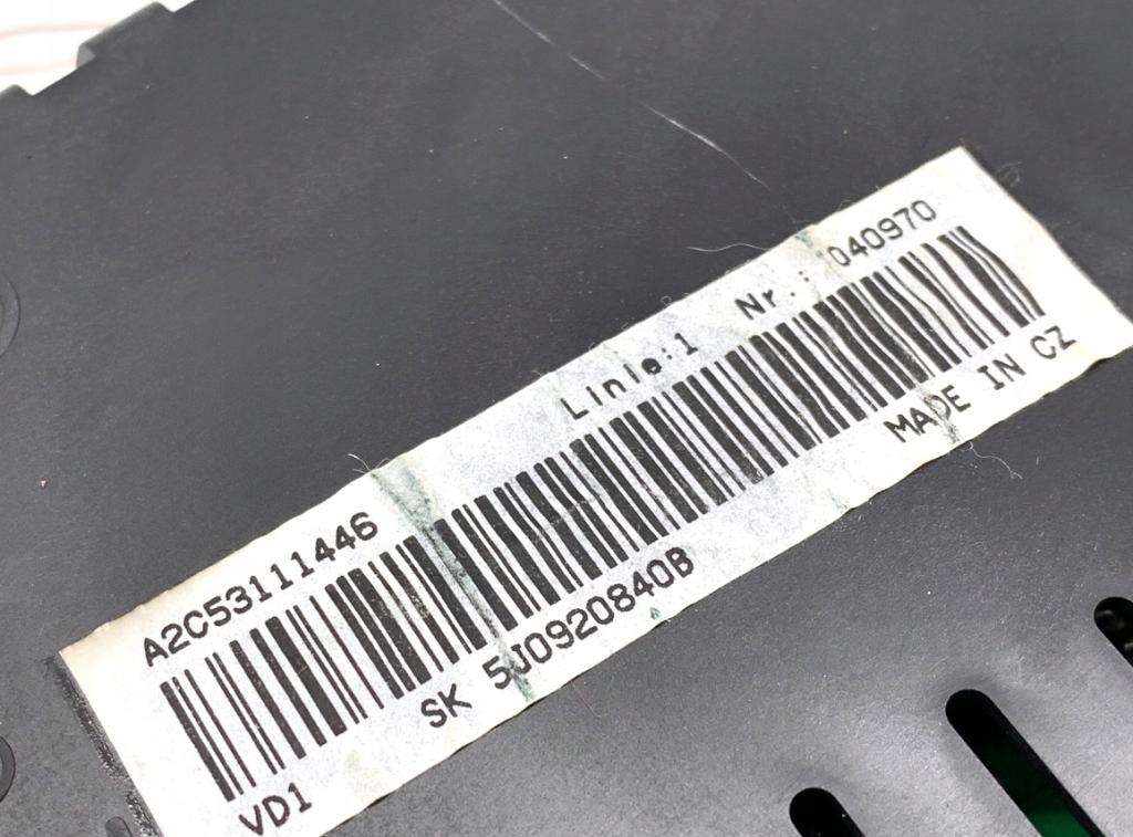 Skoda Fabia II 2007-2014 hatchback 1.2 MT 51 kW 2008 Prístrojová doska 5J0920840B