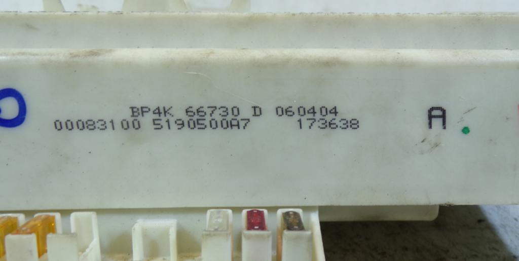 Mazda 3 I BK 2003-2009 sedan 1.6 petrol MT 77 kW 2004  Riadiaca jednotka motora (štartovací komplet)  279721-2240 5190500A7 2S6T15607BC 3M51-3F880-AB