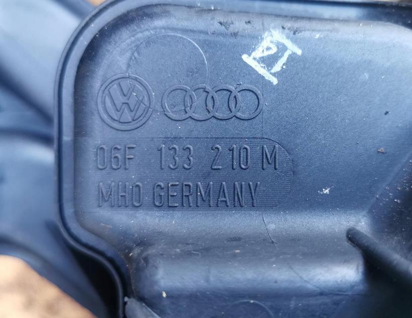 Seat Leon II 2005-2012 hatchback 2.0 TFSI petrol MT 136 kW 2005  Sacie potrubie 06F133210M