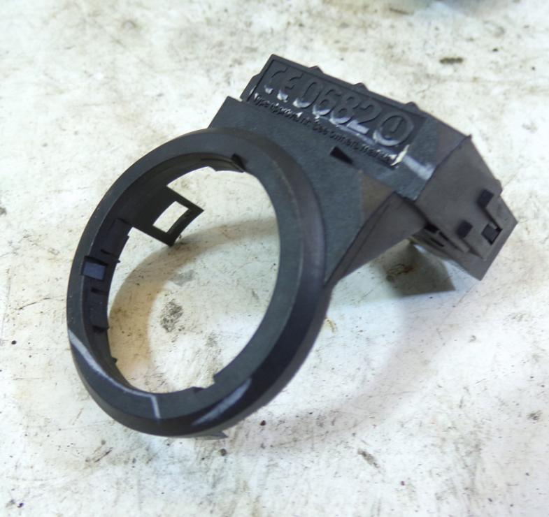 Mazda 3 I BK 2003-2009 sedan 1.6 petrol MT 77 kW 2004  Riadiaca jednotka motora (štartovací komplet)  279721-2240 5190500A7 2S6T15607BC 3M51-3F880-AB