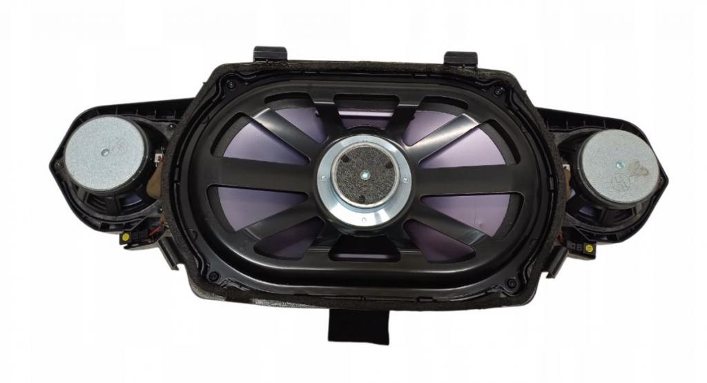 Mercedes S W221 2005-2013 sedan 3.0 CDI diesel AT 173 kW 2007  Reproduktor A2218205202