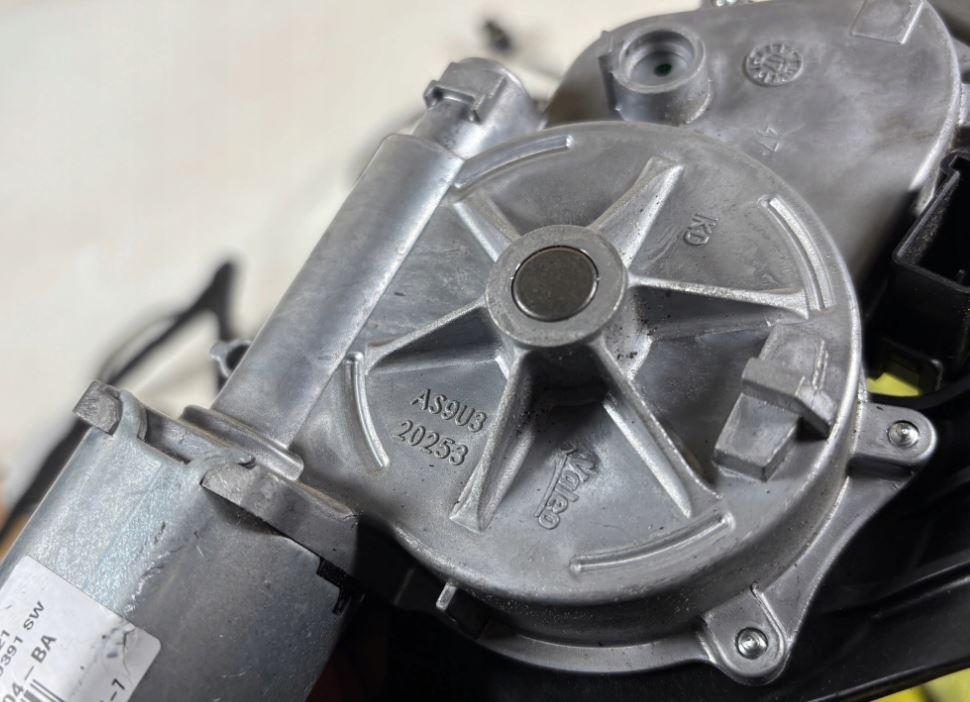 Ford Galaxy Mk4 2015- minivan   Motorček stieračov zadný DS73-17404-BA