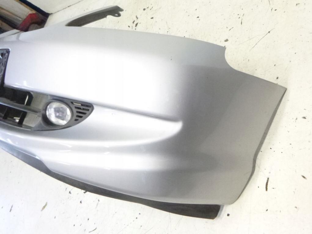 Honda Civic VII 2000-2006 sedan 1.7 16v petrol MT 88 kW 2001  Nárazník predný