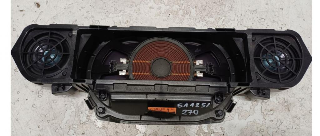 Mercedes S W221 2005-2013 sedan 3.0 CDI diesel AT 173 kW 2007  Reproduktor A2218205202