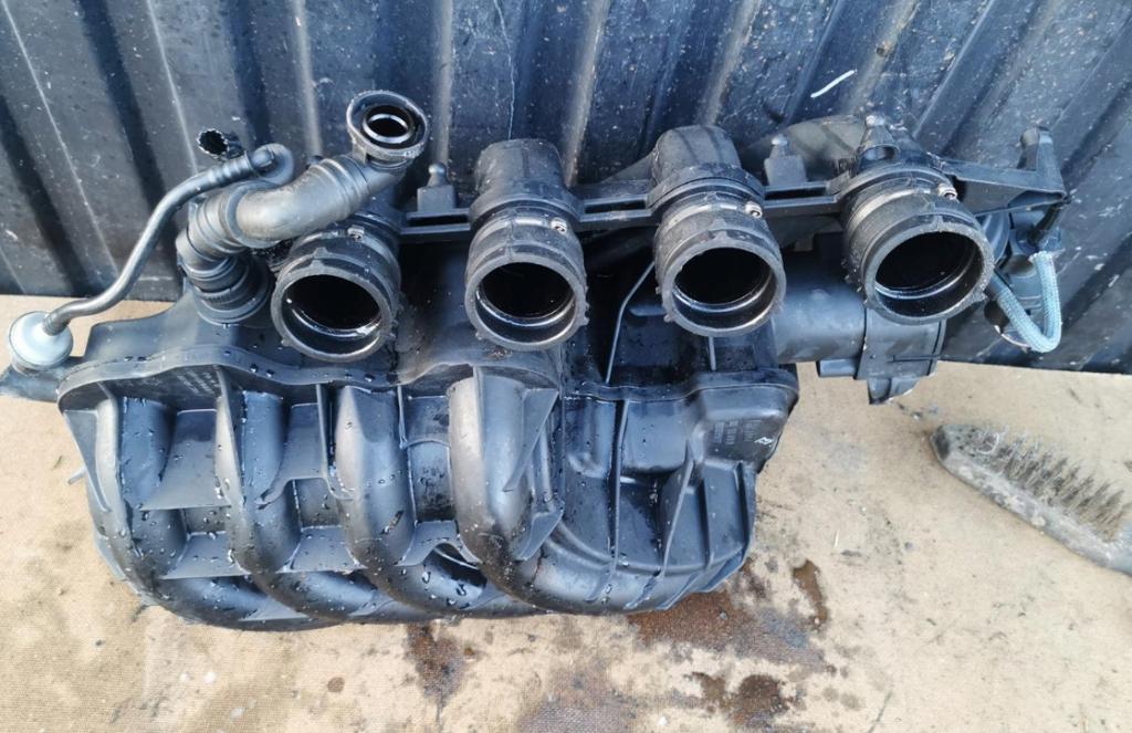 Seat Leon II 2005-2012 hatchback 2.0 TFSI petrol MT 136 kW 2005  Sacie potrubie 06F133210M