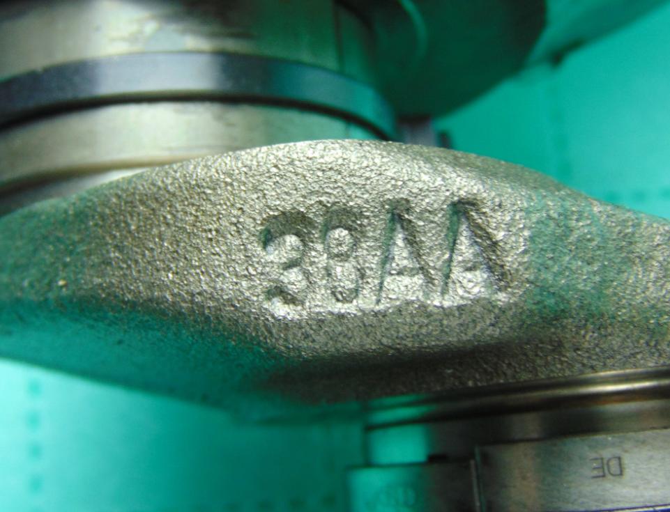 Volkswagen Passat B6 2005-2010 sedan 2.0 TDI diesel 103 kW 2007  Kľukový hriadeľ 38AA 03G105212C 038101AA CFG CBBB CBAB CBB CBBB CBA CBAB CAH CAG