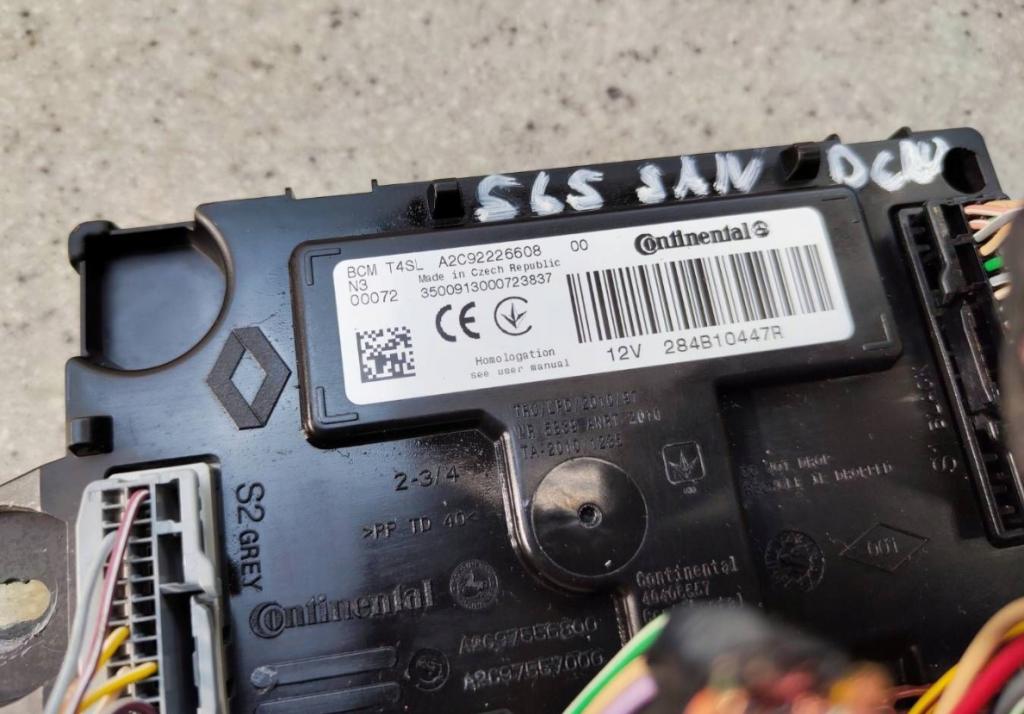 Dacia Sandero II 2012-2020 Modul komfortu 284B10447R