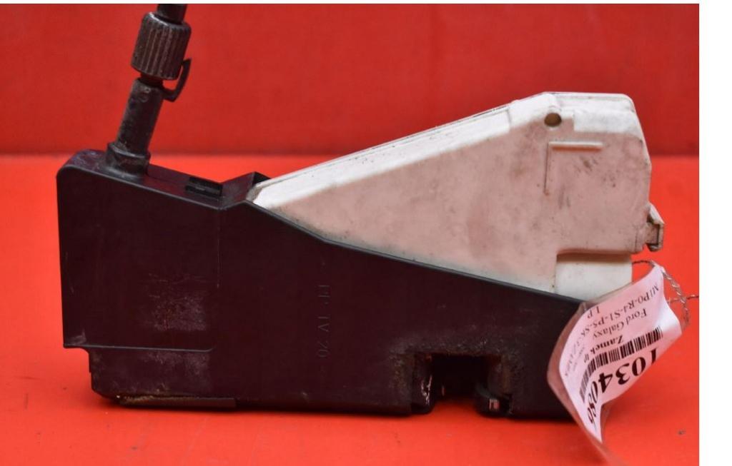 Ford Galaxy Mk2 2000-2006 minivan 1.9 TDI diesel MT 85 kW 2005  Zámok dverí predný ľavý 93BG220A20DD