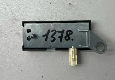 Volkswagen Caddy Zosilňovač 2K0035577B