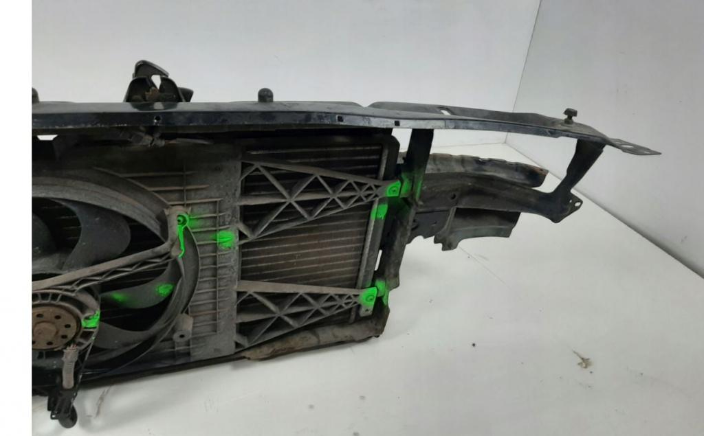 Skoda Octavia I 1996-2010 hatchback 1.6 8v petrol MT 55 kW 2002  Výstuha predná 1U0805565D