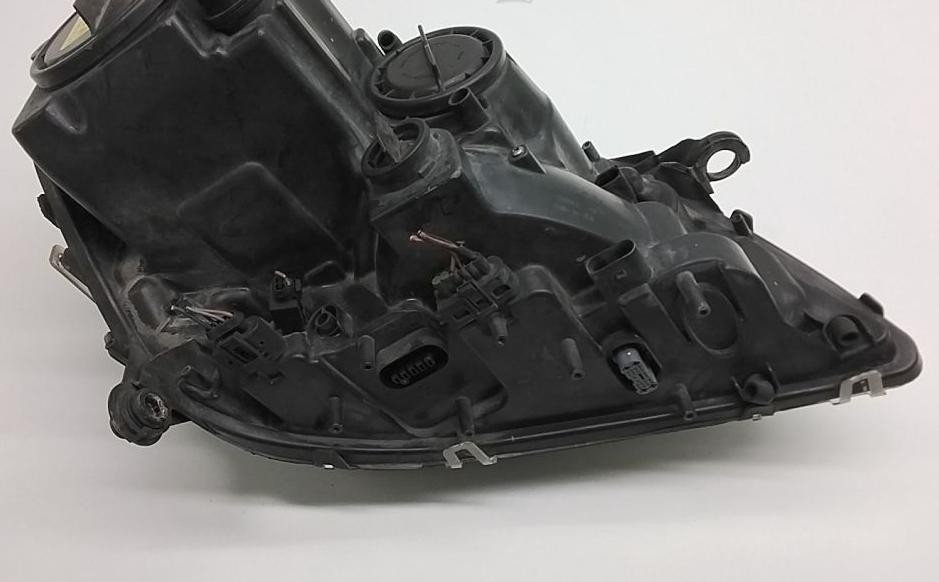 Mercedes ML W164 2005-2011 hatchback 3.0 CDI 2008 Svetlo predné ľavé 263347