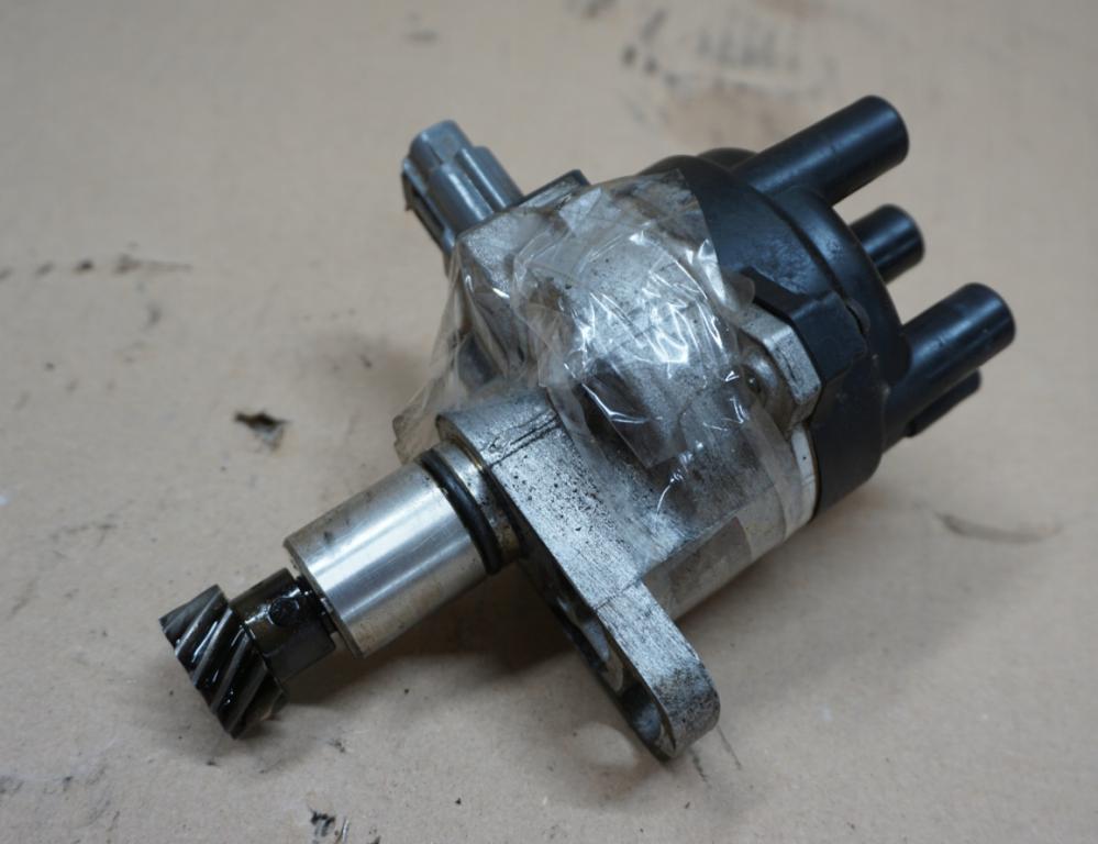 Suzuki Vitara I 1988-1998 suv 1.6 16v petrol 1998  Rozdeľovač T2T53971