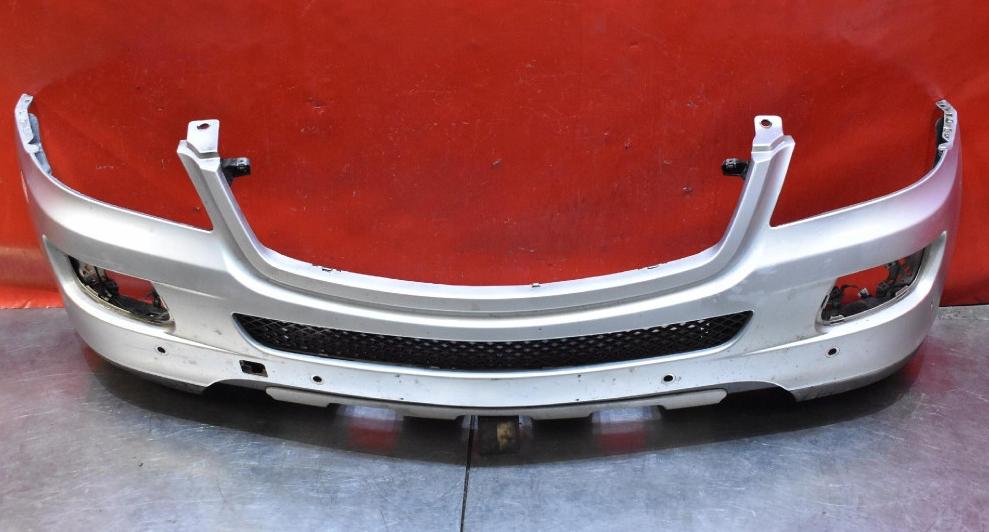 Mercedes ML W164 2005-2011  Nárazník predný