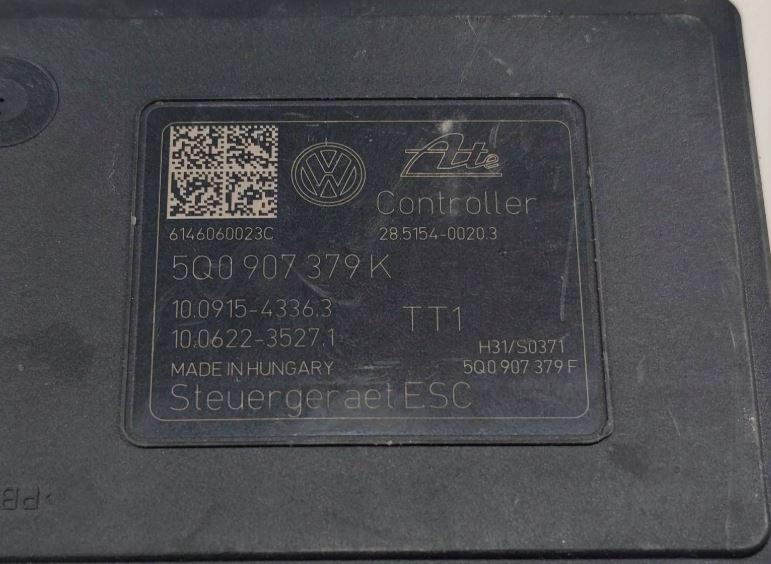 Skoda Octavia III 2013- hatchback 1.6 TDI diesel AT 77 kW 2014  Pumpa ABS 5Q0907379K 5Q0614517J