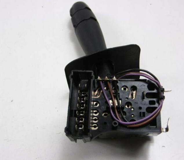 Renault Scenic I 1996-2003 hatchback 1.9 DCI diesel MT 75 kW Prepínač smeroviek 36998A