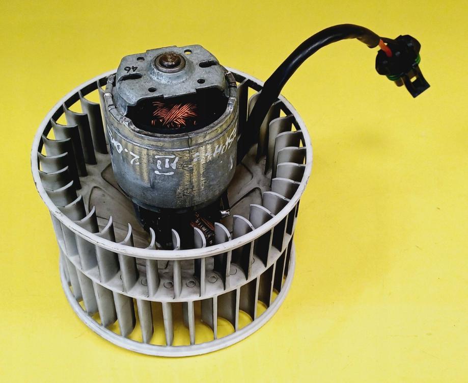 Renault Espace III 1997-2003 Ventilátor kúrenia 0130063506