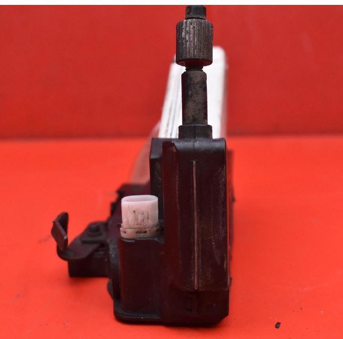 Ford Galaxy Mk2 2000-2006 minivan 1.9 TDI diesel MT 85 kW 2005  Zámok dverí predný ľavý 93BG220A20DD