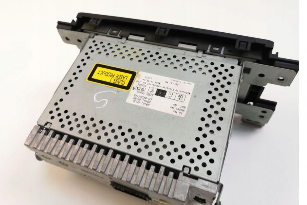 Suzuki Grand Vitara II 2005-2014 hatchback 1.6 16v petrol MT 78 kW 2009  Rádio 3910165JD