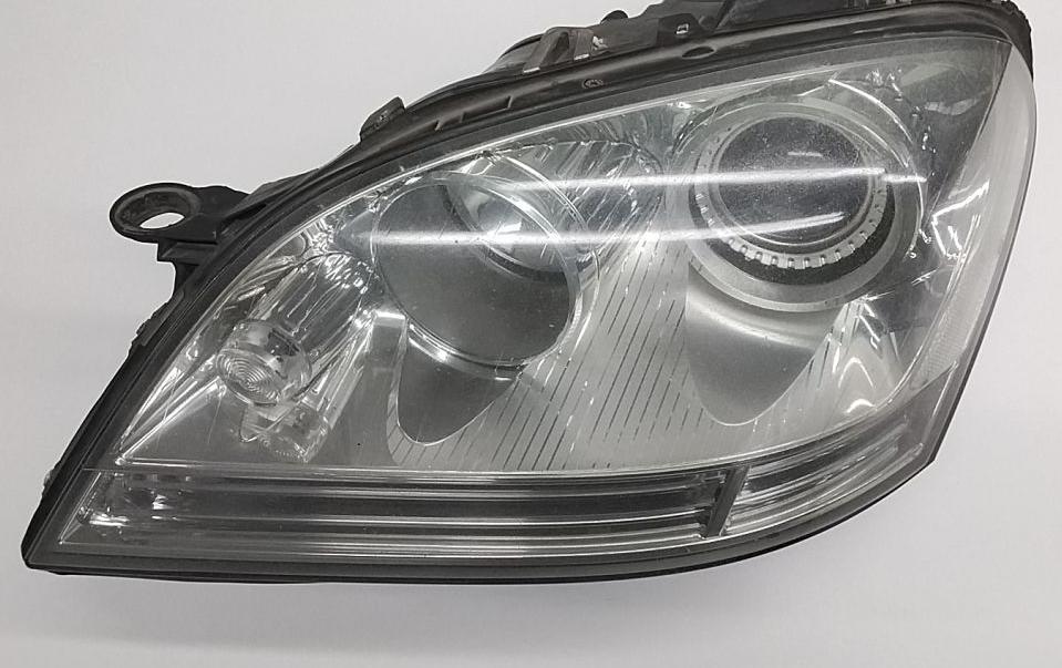 Mercedes ML W164 2005-2011 hatchback 3.0 CDI 2008 Svetlo predné ľavé 263347