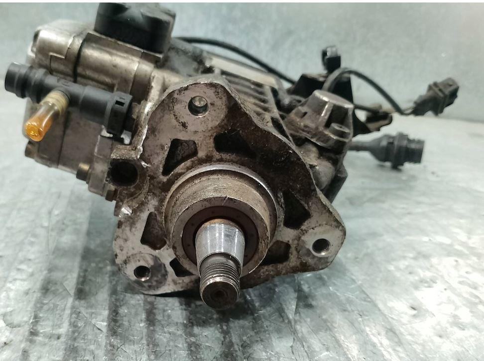 Renault Megane I 1995-2003 hatchback 1.9 DTI diesel MT 59 kW 2001  Vstrekovacie čerpadlo 0460414983