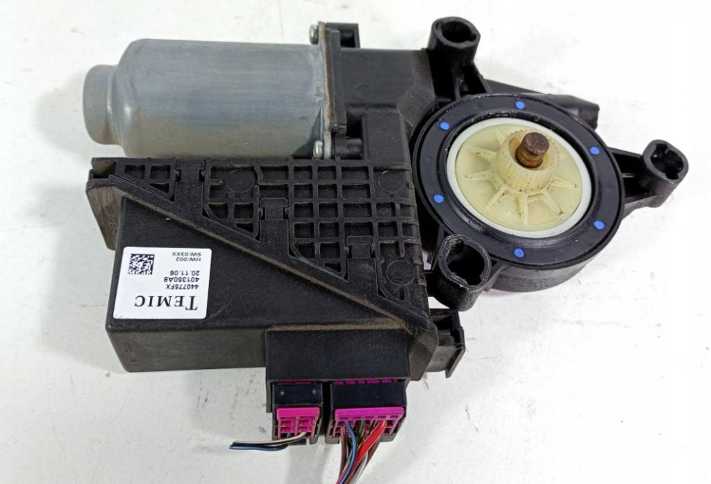 Skoda Fabia I 1999-2007 combi 1.9 TDI diesel 74 kW 2007  Motorček okien predný ľavý 6Y1959801