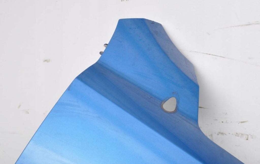 Kia Sorento I 2003-2009 hatchback 2.5 CRDI diesel AT 103 kW 2002  Blatník predný pravý